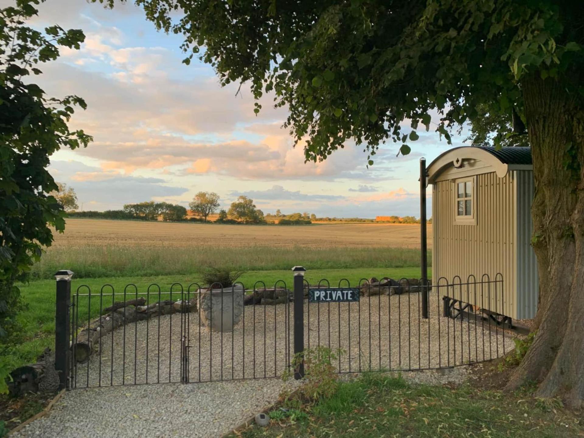 Church House Hut Melton Mowbray Kültér fotó
